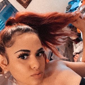 Meet your Posher, Clara